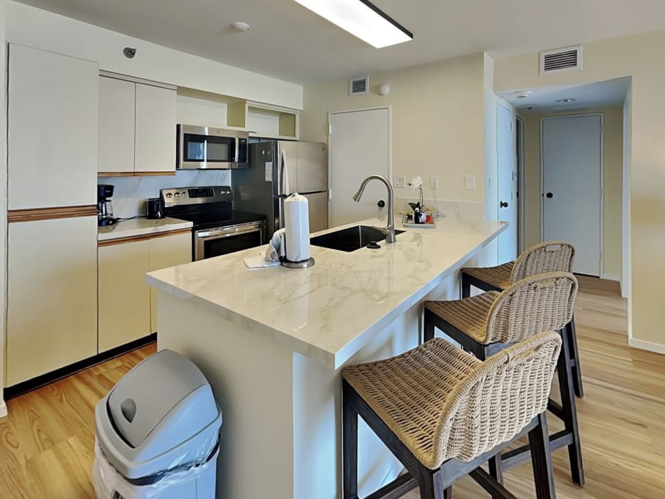 Kitchen - Countertop Seating For 3