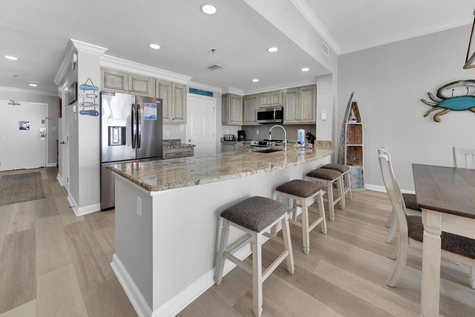 Eat-in bar seating