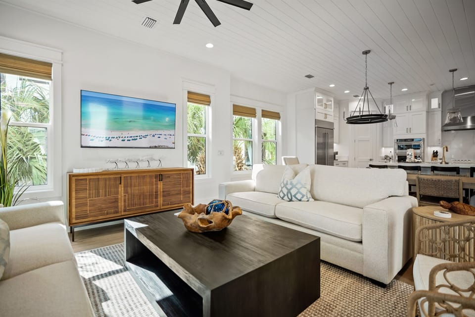 1st Floor Living Room