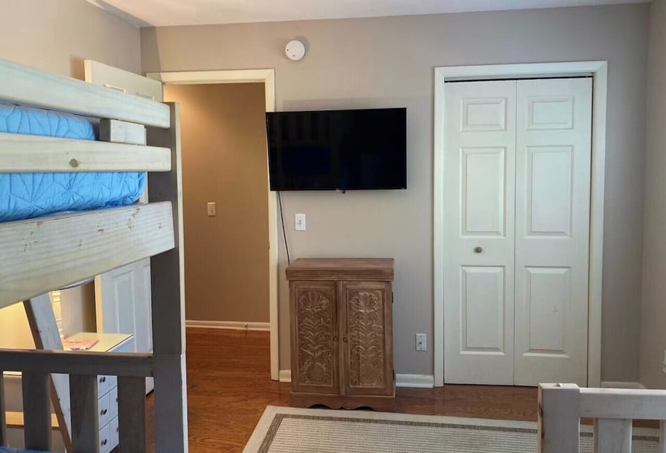 Bunk Room