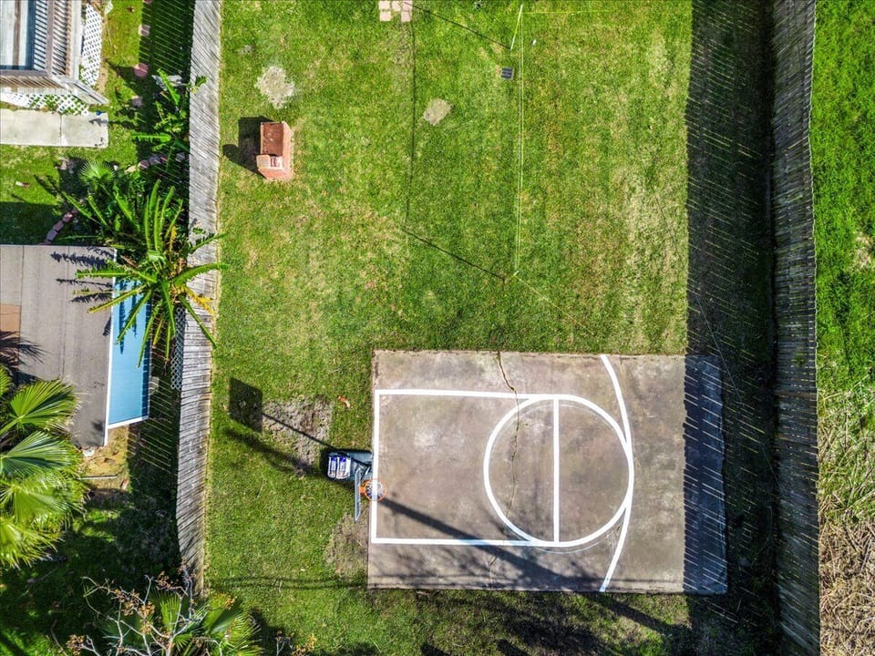 Sport court