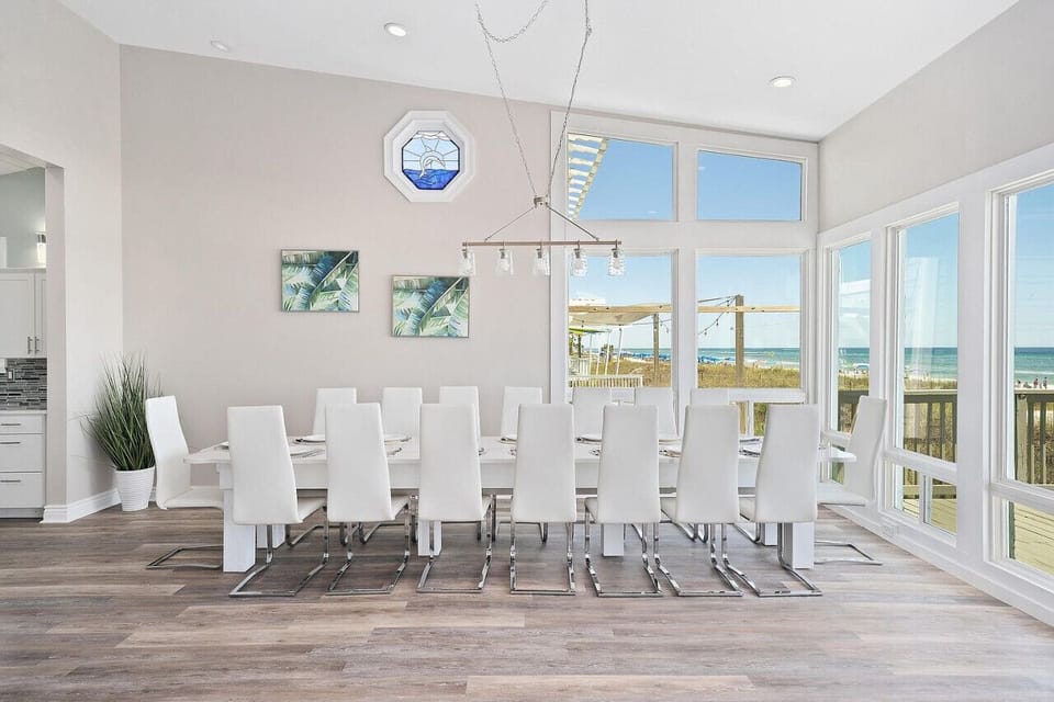 Captivating Quartz Dining Area with Seating for 16