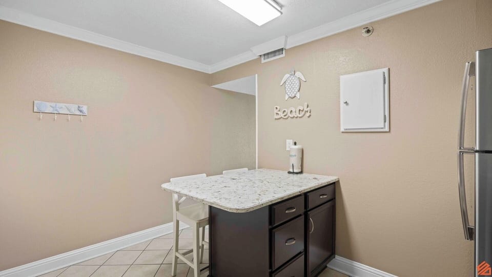 Plenty of counter space!