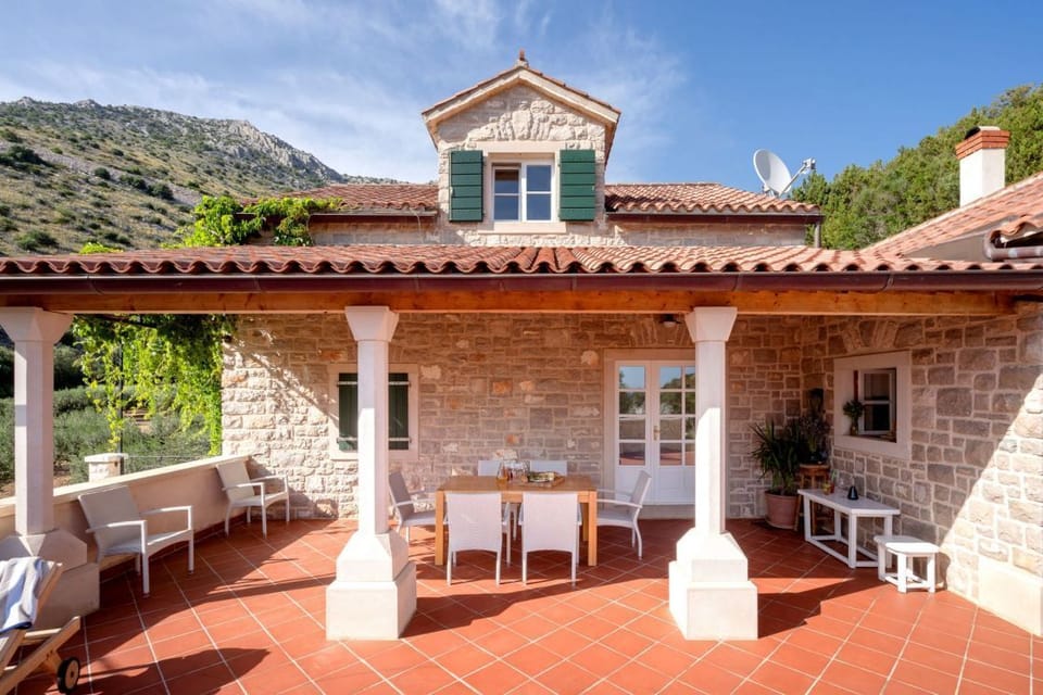 Villa Benedeta, Dubovica bay Island Hvar (2)