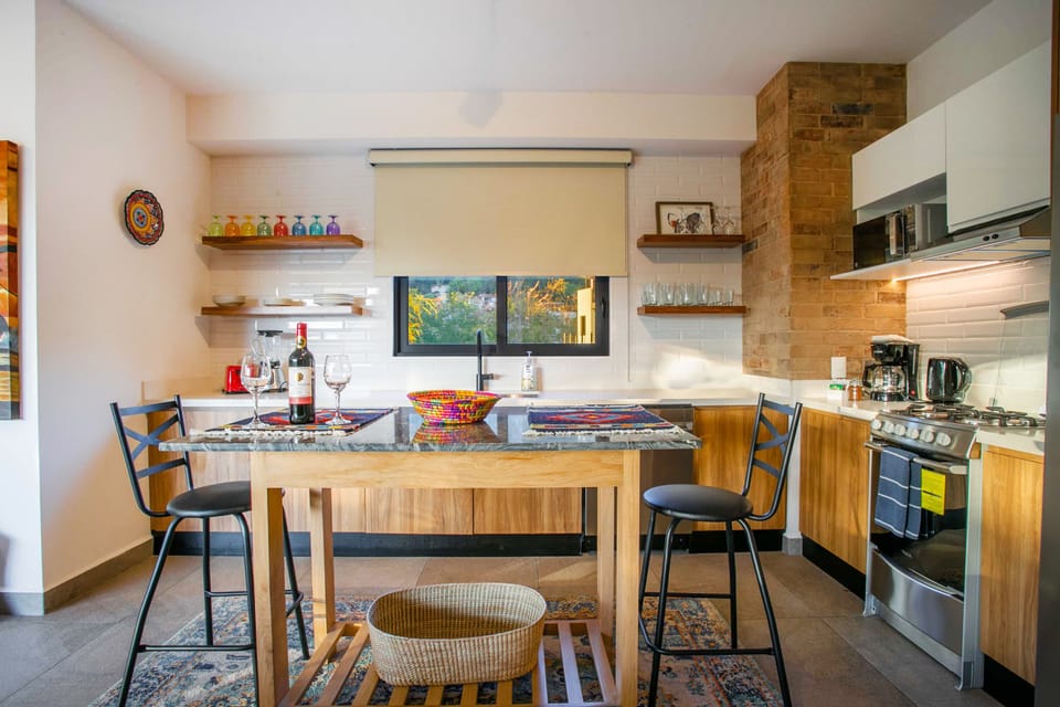Well-appointed kitchen with all  basic amenities