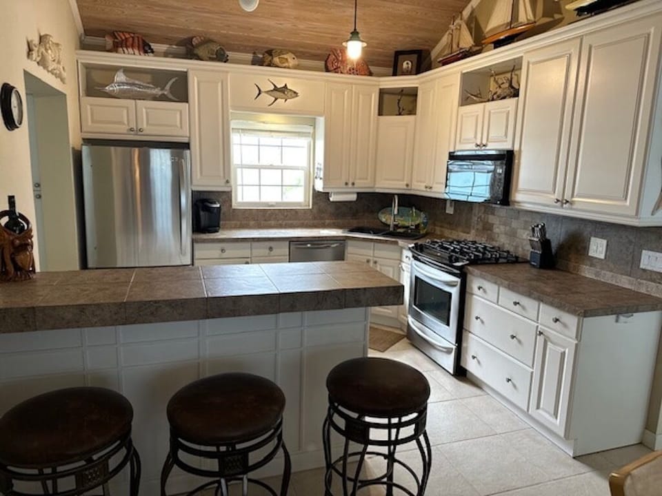 Downstairs kitchen