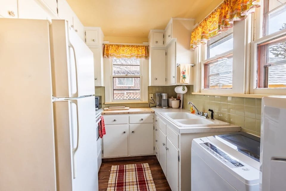 Bright Kitchen