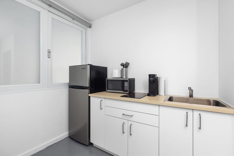 Kitchen dreams come true in this open culinary haven.