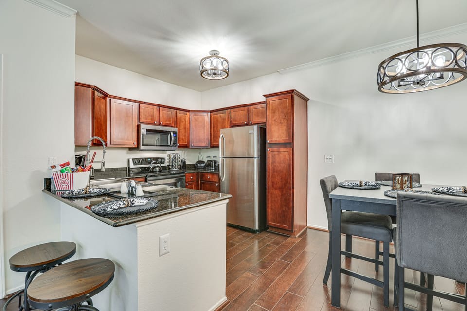 Kitchen | Dishwasher | Drip Coffee Maker | Spices