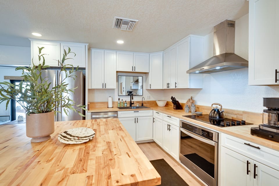 Kitchen | Cooking Basics | Drip Coffee Maker | Microwave