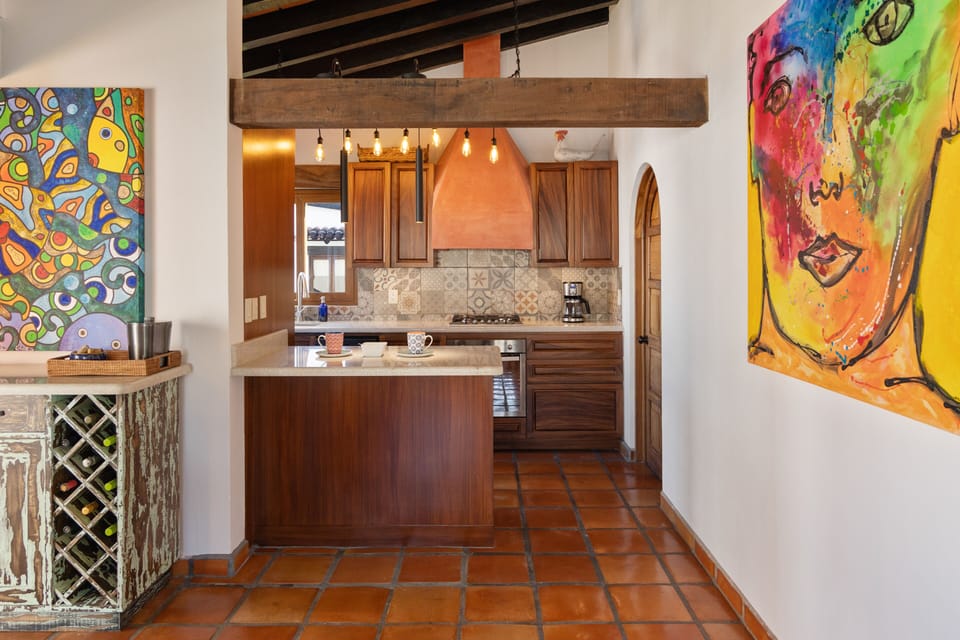 Condo - Image 9