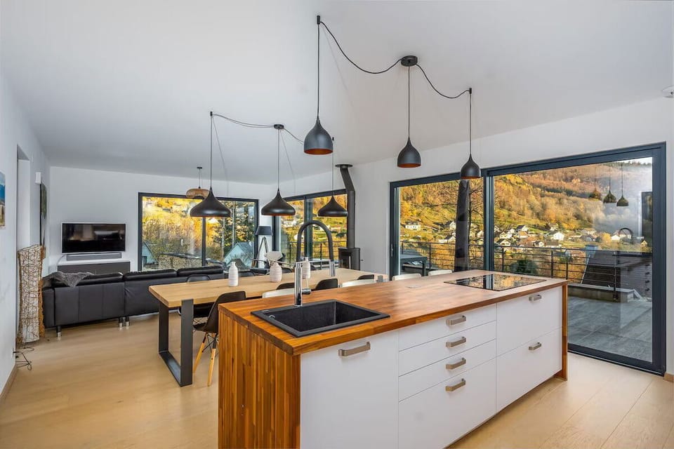 Même quand vous cuisinez, profitez de votre famille, de la télévision ou de la vue panoramique !