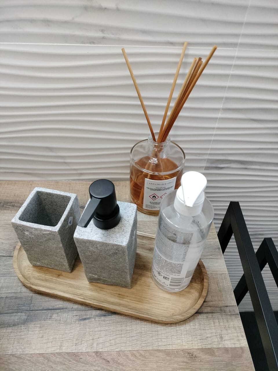 Bathroom amenities