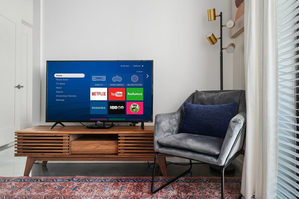 Immerse yourself in your top shows with the smart TV and sound system for streaming.