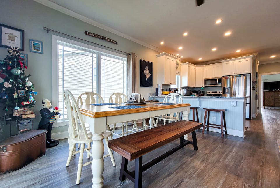 Dining Area-05