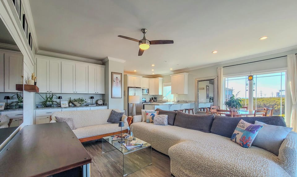1743 New River Inlet Rd (Good Day Sunshine [Int]) - watermarked-34