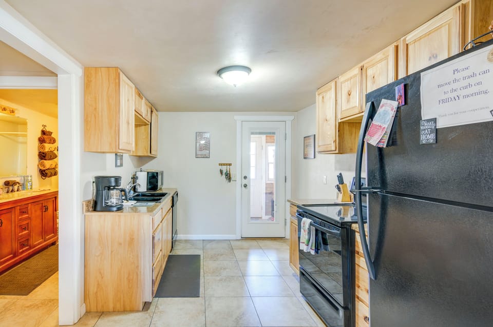 Kitchen | Drip Coffee Pot | Dishwasher