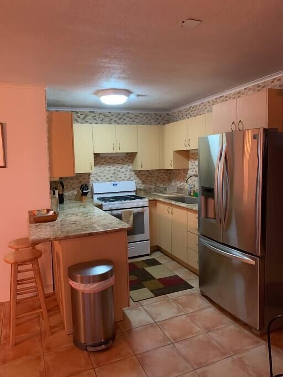 Full Kitchen!