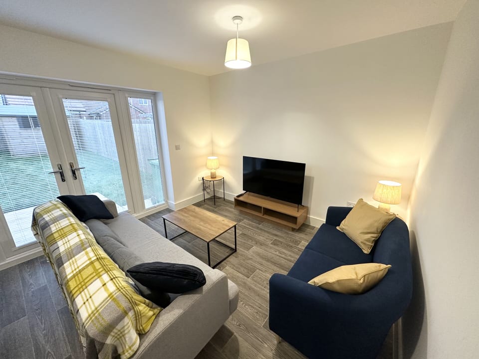 Living Room / Lounge