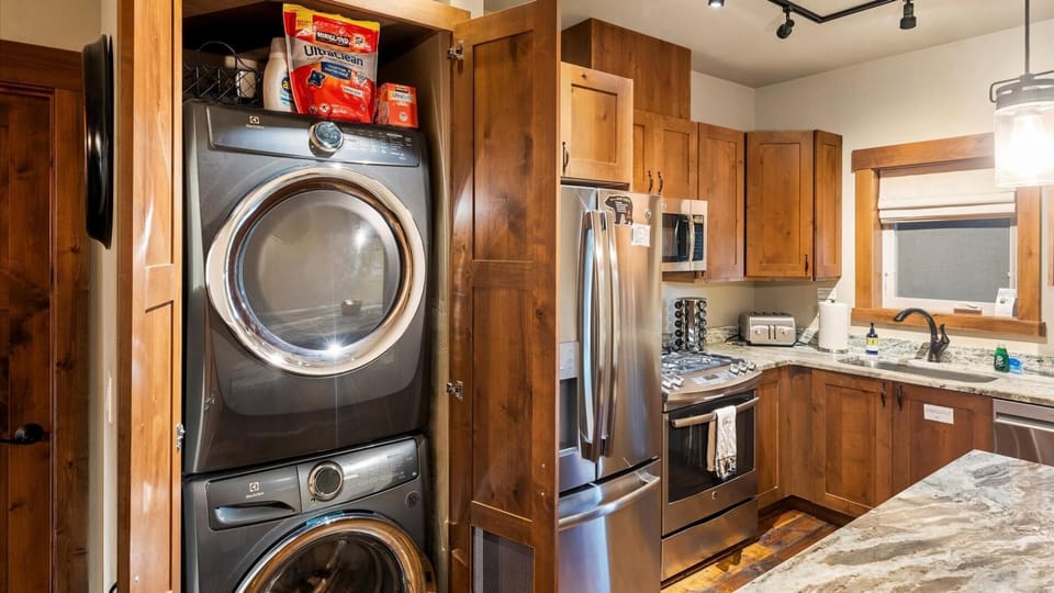 The Firebrand Flat in Downtown Whitefish (9229)