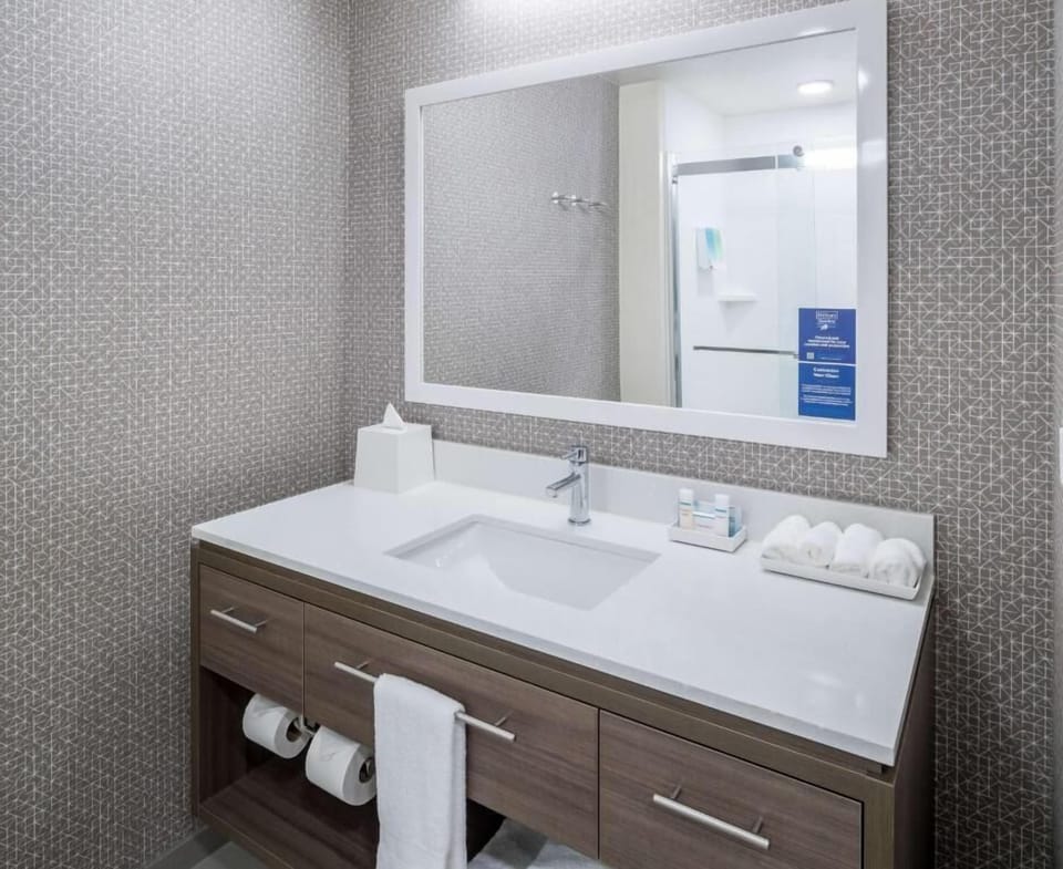 Bathroom. Interior and views may vary based on location and availability.