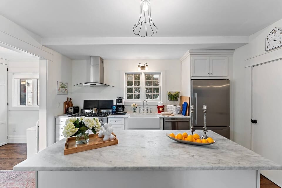 A sleek, fully equipped kitchen designed to inspire

