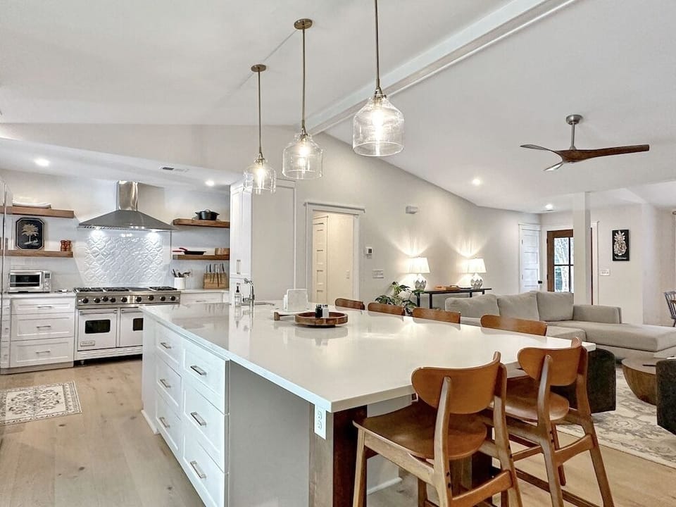 Open concept chef's kitchen, 260 Forest Trail, Isle of Palms, SC | IOP Escapes