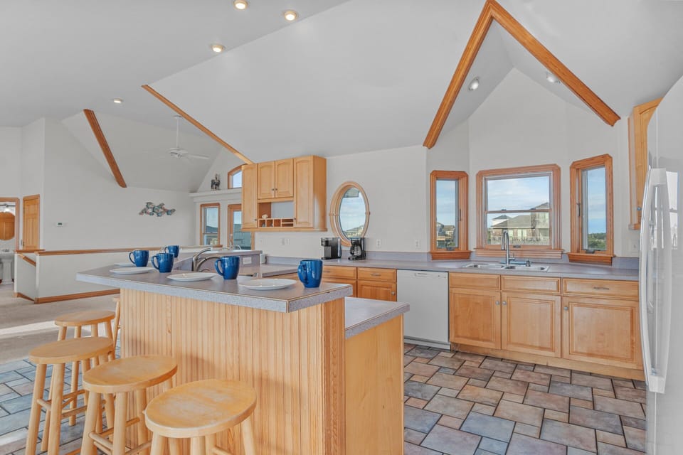 12-Surf or Sound Realty - 1180 - Island Princess - Kitchen -2