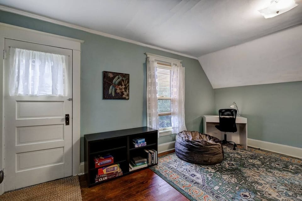 Second Bedroom Work/Reading nook