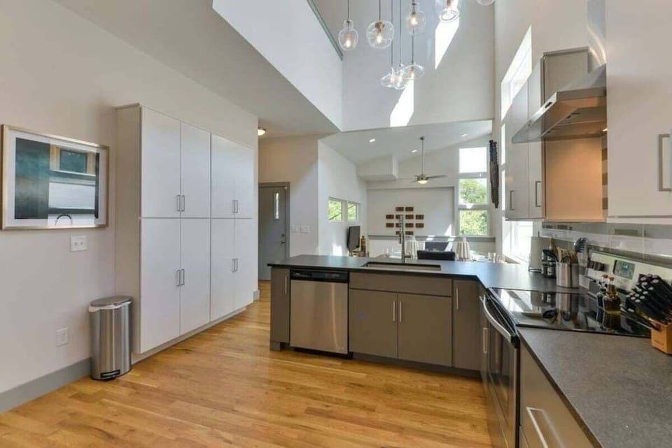 Kitchen area