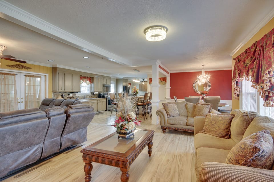 Interior | Single-Story Home