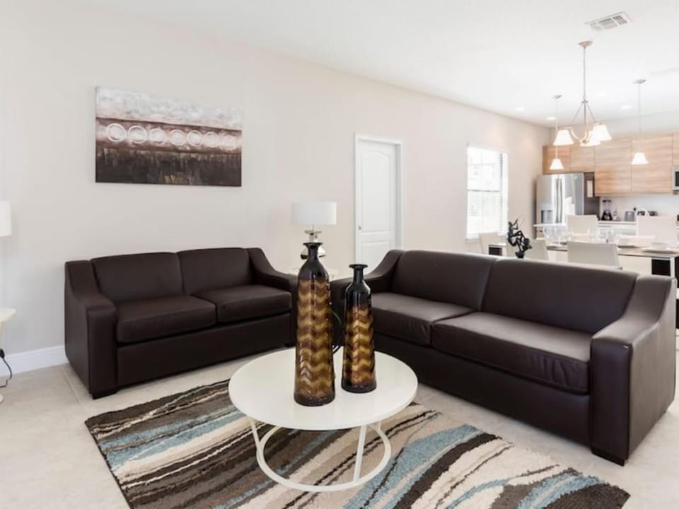 Balmoral3Bed2StoreyLivingRoom1