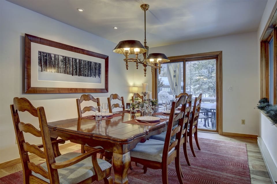 Dinning table seats 8