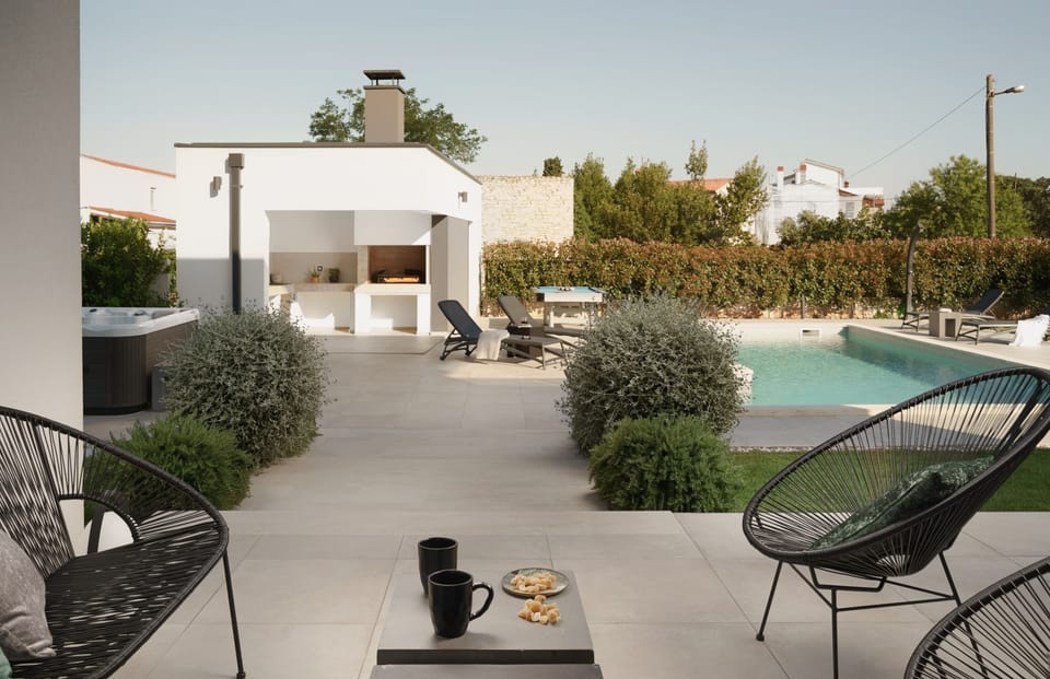 Villa Zen near Medulin for 8 people with wellness & sea view - only 1 km from beach Villa in Pula