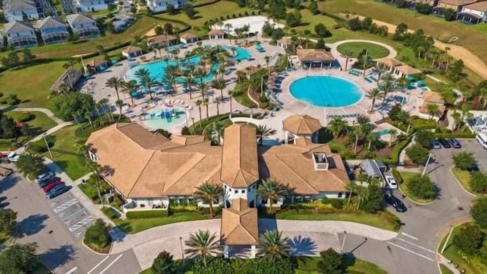 Oasis Resort 