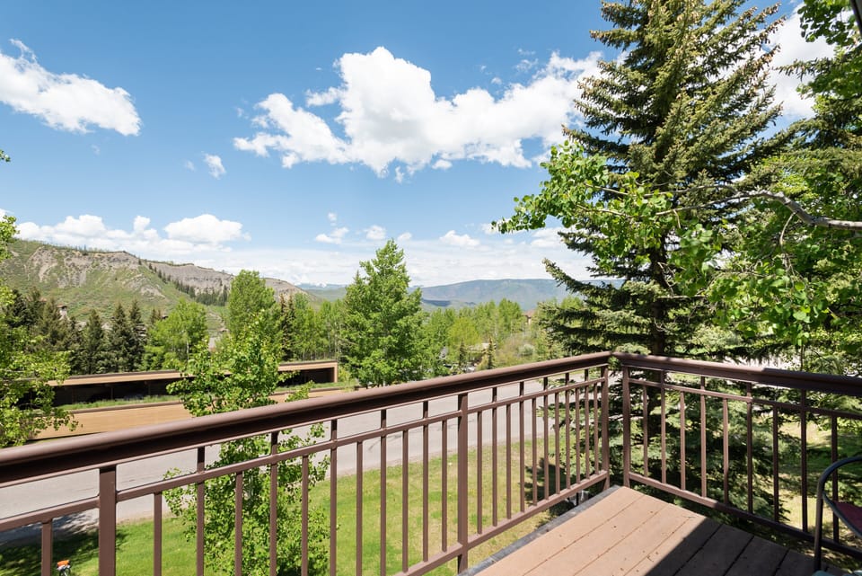 Railing, Nature, Outdoors, Scenery, Tree
