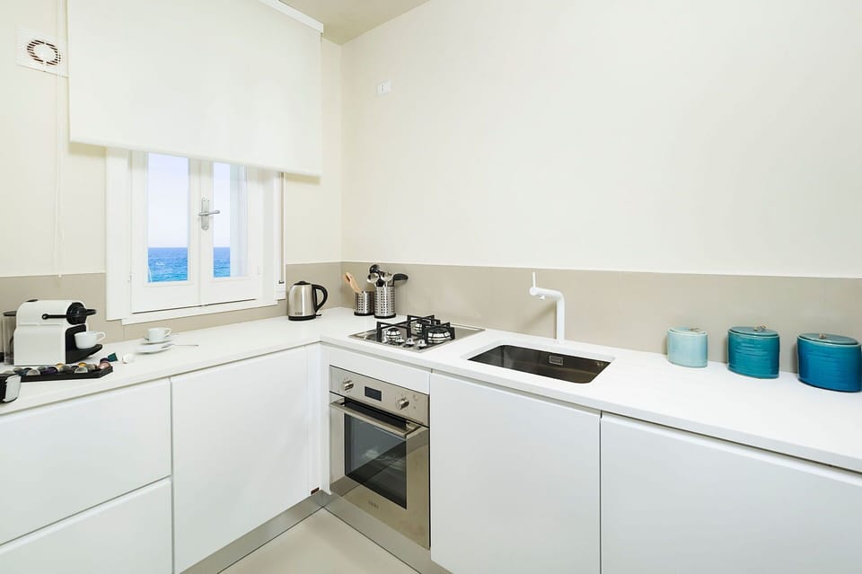 Autumn, Kitchen, Spring, Summer