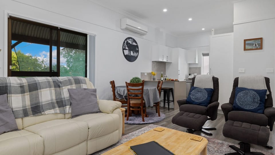 Living Room/ Dining Area