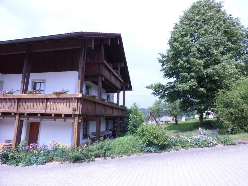 Ferienwohnung Regenblick mit Balkon für 4 Personen Apartment in Bavaria