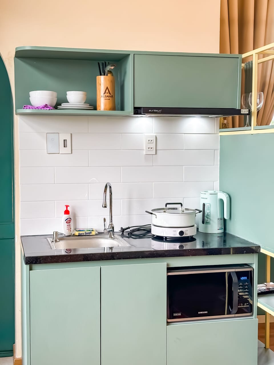 Private kitchen