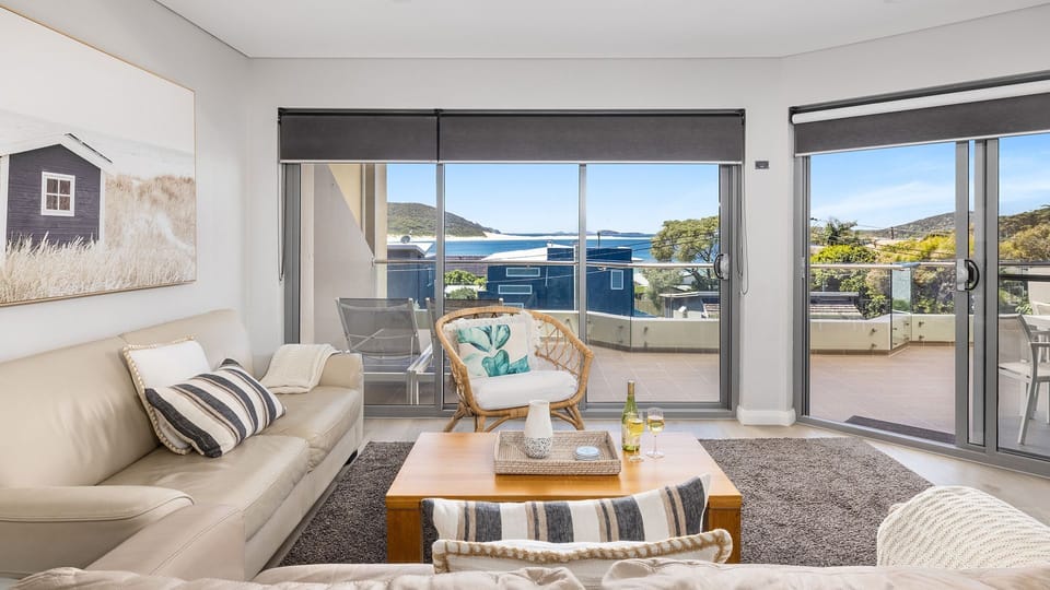 Solaris | Living room | Views | Wifi