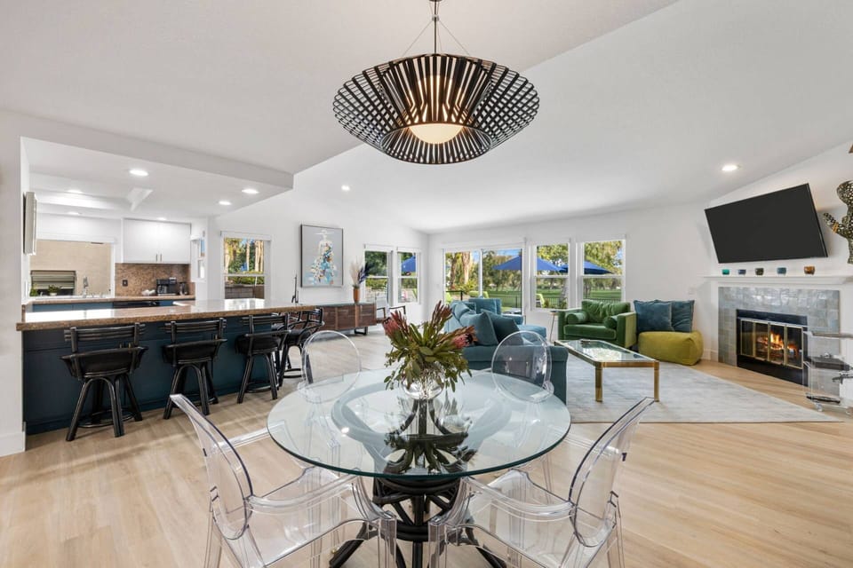 4-Person Dining Table