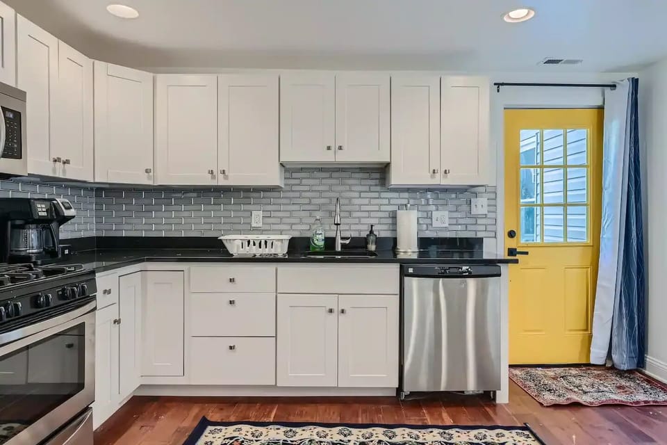 Fully equipped kitchen