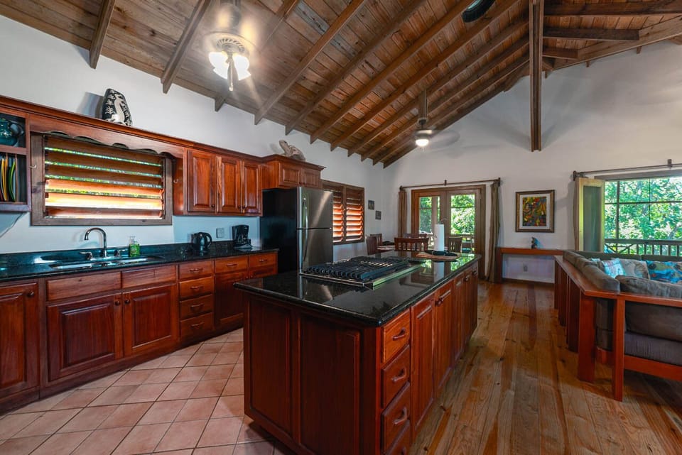 Kitchen (2)
