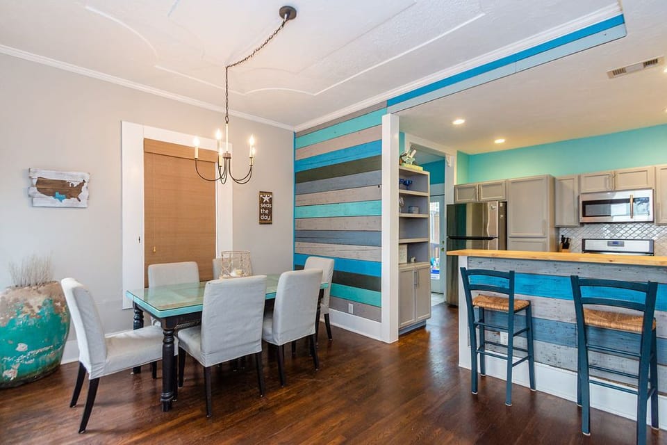 Dining area with breakfast bar.