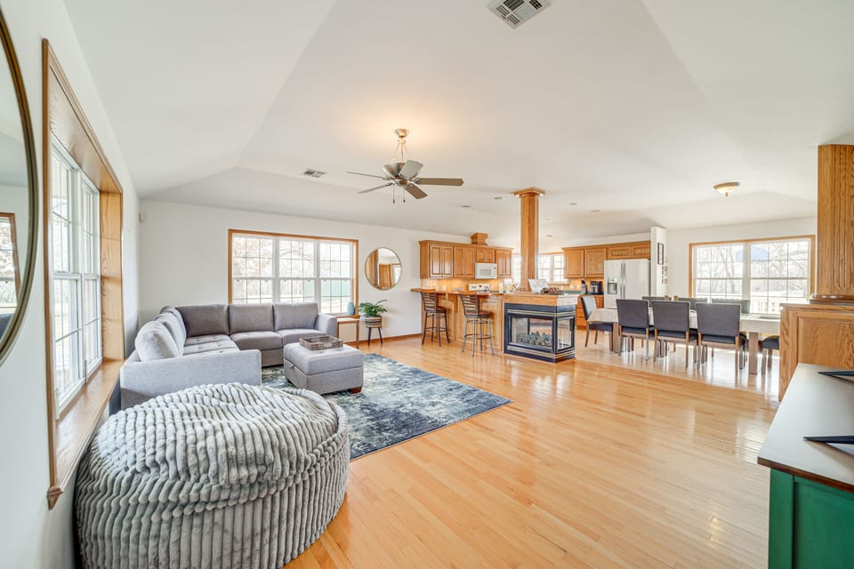 Vinita Vacation Rental | 3BR | 2.5BA | Step-Free Access | 1,792 Sq Ft