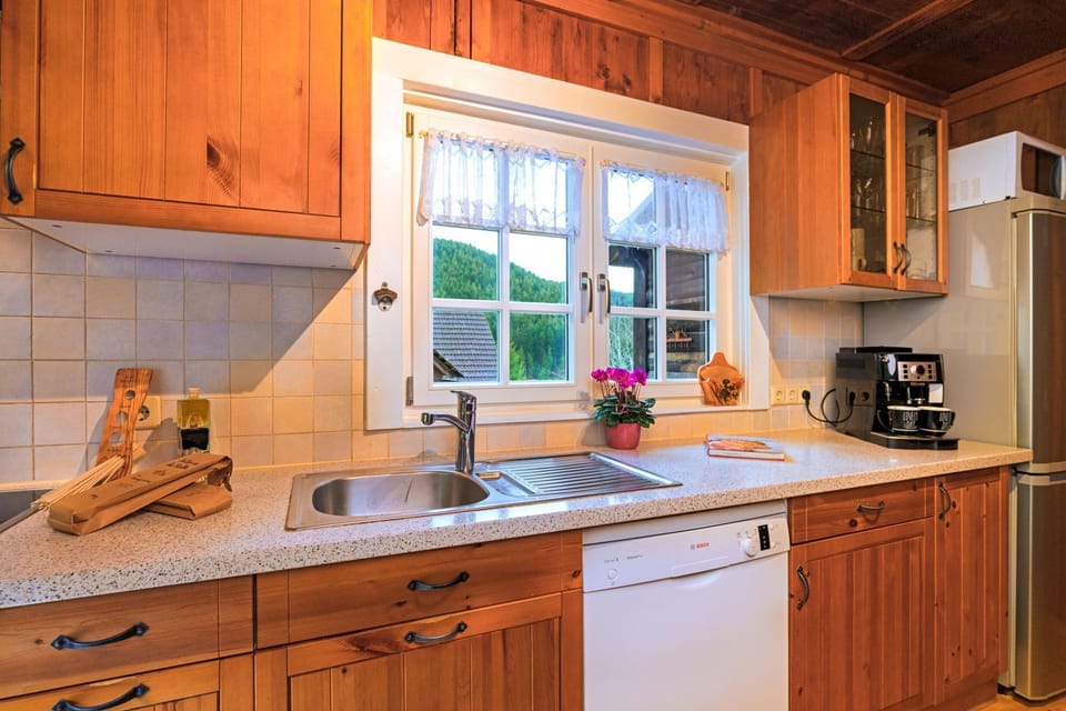 Fully equipped kitchen