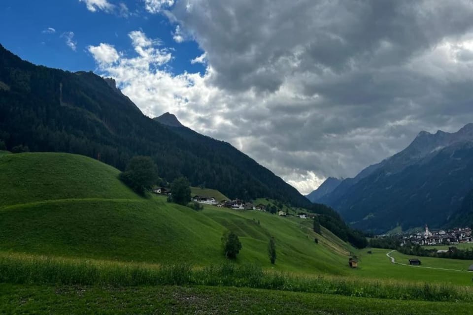 Region [summer] (>5 km)