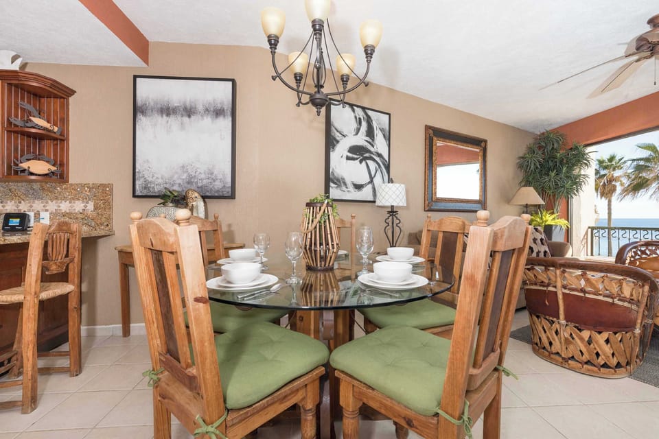 Dinning Table
