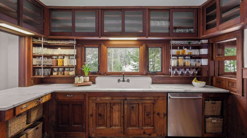 Open Concept Chef's Kitchen | Blue La Cornue Range | Fully Stocked | First Floor